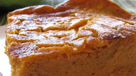 Pumpkin Souffle Recipe, Pumpkin Souffle Easy, Pumpkin Earthquake Cake Recipe, Pumpkin Earthquake Cake, Earthquake Cake Recipe, Pumpkin Dream, Carrot Souffle, Fall Treats Recipes, Pumpkin Casserole