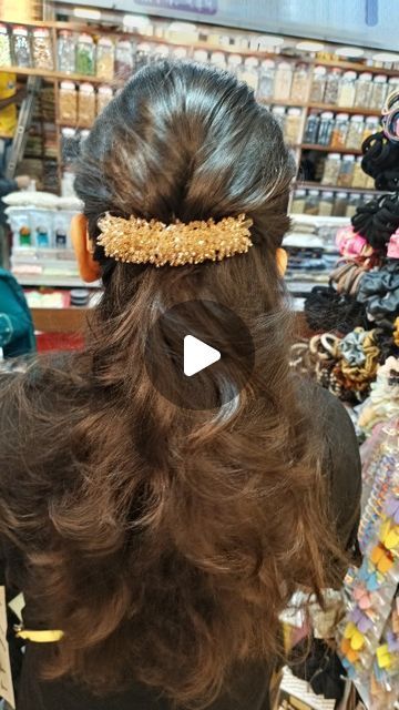 Instagram Korean, Open Hair, Crystal Comb, Hair Comb Clips, Easy Bun, Easy Bun Hairstyles, Hair Comb Accessories, Open Hairstyles, Clip Hairstyles