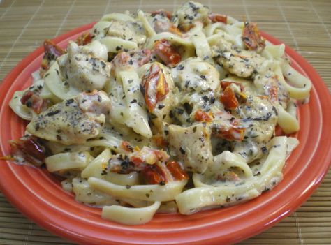 Chicken Milano Recipe Pasta Milano, Chicken Milano, Chicken Milanese, Foil Packet Meals, Foil Packet, Edible Seeds, Yummy Chicken, Chicken Pasta Recipes, Pasta Sauces