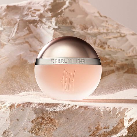 Cerruti 1881, Flower Essences, Perfume Design, Woody Fragrance, Fragrance For Women, Luxury Fragrance, Floral Fragrance, Orange Blossom, Women Perfume