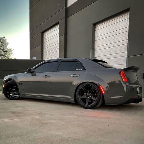 #SideshotSaturday Custom Chrysler 300S. 📷: @its_don_omar 🚘: @uss_slow_300 | www.chrysler.com⁣ ⁣ #Chrysler #Mopar #300S... Custom 300 Chrysler, Chrysler Srt 300, Hellephant Chrysler 300, Srt8 Chrysler 300, 2005 Chrysler 300 Custom, Modded Chrysler 300, 2006 Chrysler 300 Custom, Custom Chrysler 300, 300s Chrysler