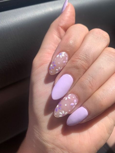 (paid link) Even simple flowers can make a chic manicure! Here are blossom nail designs absolute for any season and outfit. Acrylic Nails Almond Shape, Purple Acrylic Nails, Purple Nail Designs, Lavender Nails, Her Nails, Almond Acrylic Nails, Summer Acrylic Nails, Short Acrylic Nails Designs, Pretty Acrylic Nails