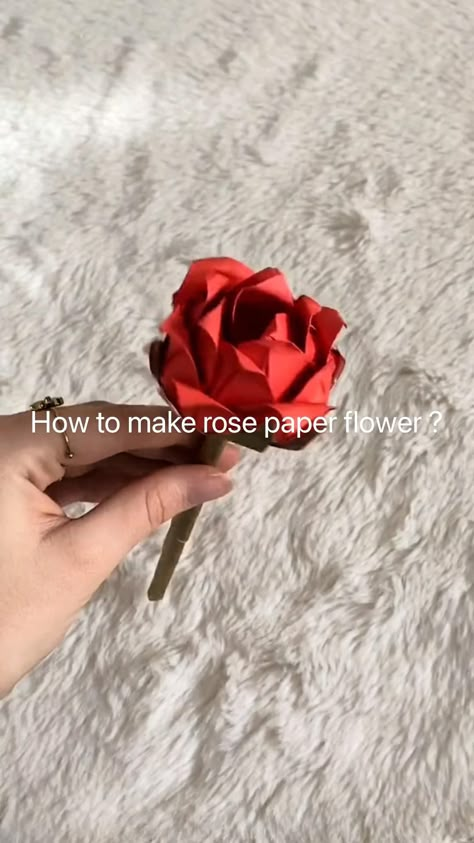 Valentines Paper Flower Bouquet, Things To Make For Your Valentine, Diy Crafts For Your Girlfriend, Cute Paper Craft For Boyfriend, Cute Random Gifts For Boyfriend Diy, Roses For Boyfriend Gift Ideas, Cute Origami Ideas For Girlfriend, Cute Things To Make Your Girlfriend Diy, Sticky Note Origami Rose