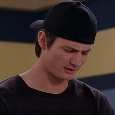 Nathan Scott Icons, Jake From One Tree Hill, Jamie Scott One Tree Hill, Nathan From One Tree Hill, Nathan Scott Long Hair, One Tree Hill Season 4 Nathan Scott, Three Hills, Prince Hair, James Lafferty