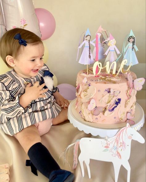 Meri Meri Birthday Cake, Meri Meri Princess Cake, Meri Meri Birthday Party, Whimsical Princess Party, Meri Meri Princess Party, Meri Meri Princess, Meri Meri Birthday, Ballerina Party Theme, Ballerina Birthday Party Decorations