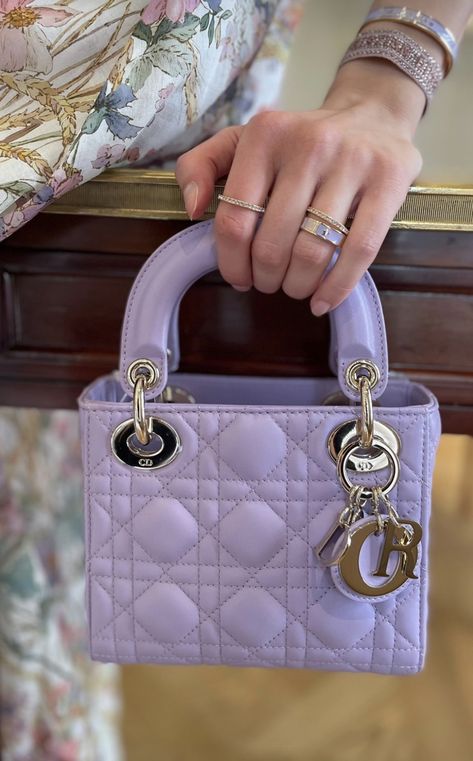 Purple Designer Bag, Vintage Dior Bag, Bags Wishlist, Lux Fashion, Dior Aesthetic, Trendy Purses, Dream Bags, Purple Lady, Luxury Bags Collection