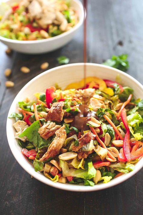 Spicy Peanut Dressing, Chopped Chicken Salad, Fresh Corn Salad, Thai Chicken Salad, High Protein Breakfast Recipes, Chicken Chopped Salad, Peanut Dressing, Savory Food, Vinaigrette Recipes