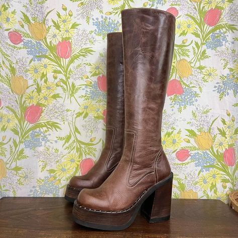 90s Brown Platform Boots, Tall Leather Heel Boots, Chunky 70s Boots, Vintage Destroy Boots, Tall Boots For Women, Destroy Boots Vintage, 70s Brown Boots, Brown Gogo Boots, Platform Brown Boots