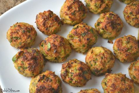 Paleo Crab Cakes, Crab Cake Bites, Low Carb Crab Cakes, Baked Crab Cakes, Maryland Style Crab Cakes, Crab Cakes Easy, Baked Crab, Crab Cake Recipes, Maryland Crab Cakes