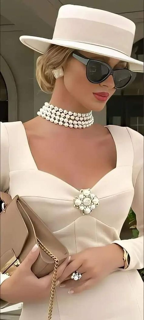 Stylish Womens Hats, Dressy Hats, Elegant Outfit Classy, Elegant Hats, Classy And Fabulous, Fashion Design Clothes, Elegant Outfit, Coco Chanel, Womens Fashion Trends