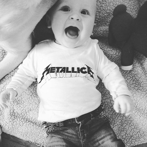 Fashion #cutelittlerockstar # baby #boy #shirt #rock #metallica Metallica Baby, Rock And Roll Baby Gifts, Band Toddler Shirt, Baby Rock, Toddler Rocker T Shirt, Boy Shirt, Boy Fashion, Onesies, Muse