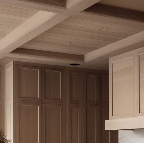 Noa Santos on Instagram: "Waxed white oak 😍 #NAINOA" White Oak Coffered Ceiling, White Oak Kitchen, Desert House, Living Etc, Sleek Kitchen, Kitchen Transformation, Oak Kitchen, Gorgeous Kitchens, Studio Interior