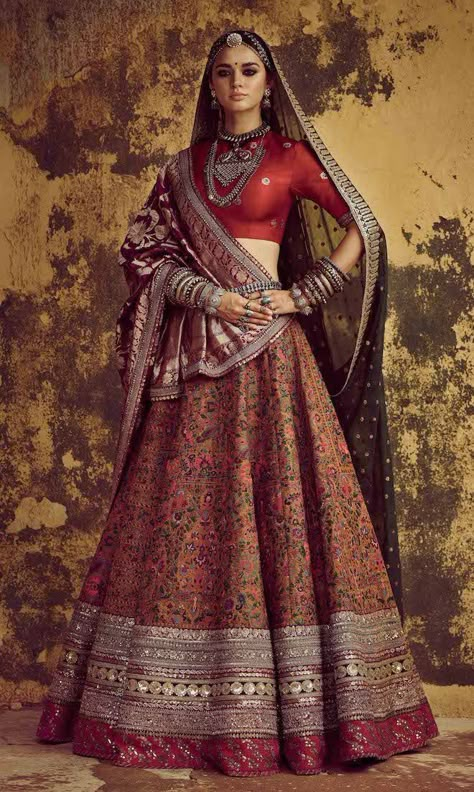 Payal Keyal, भारतीय दुल्हन संबंधी, डिजाइनर कपड़े, Latest Bridal Lehenga, Wedding Lehenga Designs, Indian Bride Outfits, Bridal Lehenga Collection, Designer Bridal Lehenga, Indian Bridal Lehenga