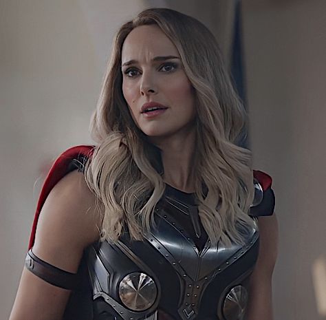 Melissa Supergirl, Jane Foster, The Mighty Thor, Marvel Icons, Wonder Women, Marvel Thor, Walt Disney Studios, Loki Thor, Marvel Women