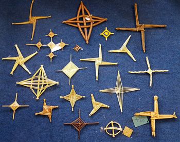 St Brigid Day, Types Of Crosses, Brigid Cross, Saint Brigid, Imbolc Ritual, Celtic Crafts, St Brigid Cross, Brigid's Cross, St Bridget