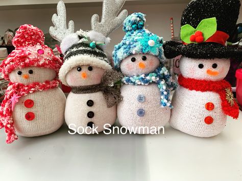 Christmas Sock Snowman, Sock Christmas Ornaments, Sock Snowmen With Rice Diy, How To Make Snowmen Out Of Socks, Snowman Made Out Of Socks, Dollar Tree Sock Snowman, Christmas Sock Dolls, Christmas Sock Crafts, Book Snowman Diy