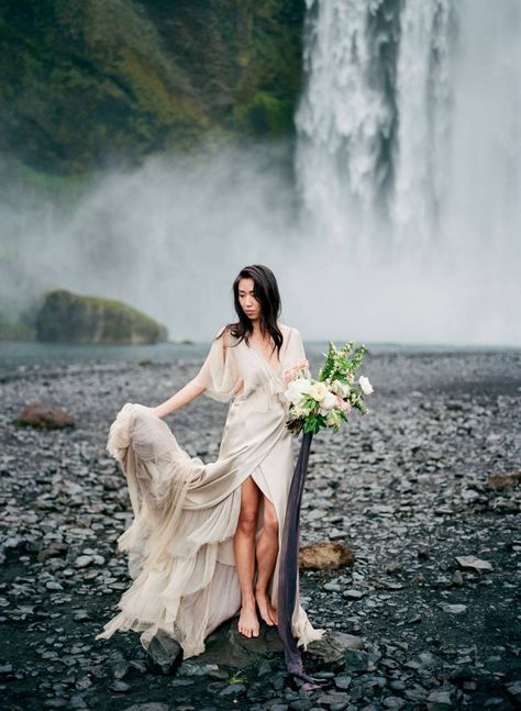 Wabi Sabi Wedding, Nordic Wedding, 1940s Wedding, Iceland Wedding, Elegant Bride, Gorgeous Wedding Dress, Wedding Engagement Photos, Bride Style, Perfect Wedding Dress