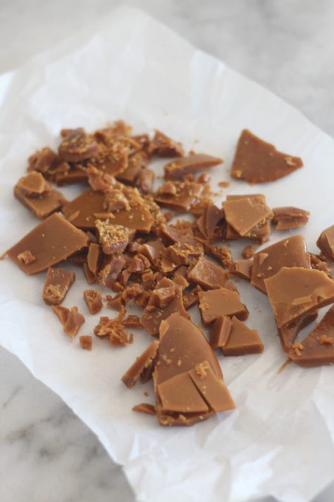 Get ready for fall baking and make these easy homemade toffee bits! They are perfect for adding to cookies or just eat this delicious, four ingredient candy by itself! How To Make Toffee Brittle, How To Make Toffee Bits, Toffee Bits Recipe, How To Make Toffee, Soft Toffee, Chewy Toffee, Easy Toffee, Cooking Desserts, Christmas Eats