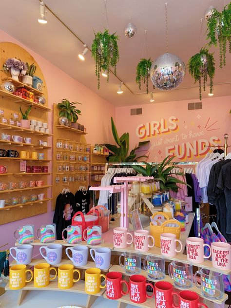 girl power, small business, woman-owned, the future is female, cutest small biz Bakery And Gift Shop, Garage Small Business, Small Shop Design Ideas, Cute Shop Design, Cool Merchandise Ideas, Small Store Interior Design, Aesthetic Small Business Ideas, Work Shops Ideas, Aesthetic Pop Up Shop