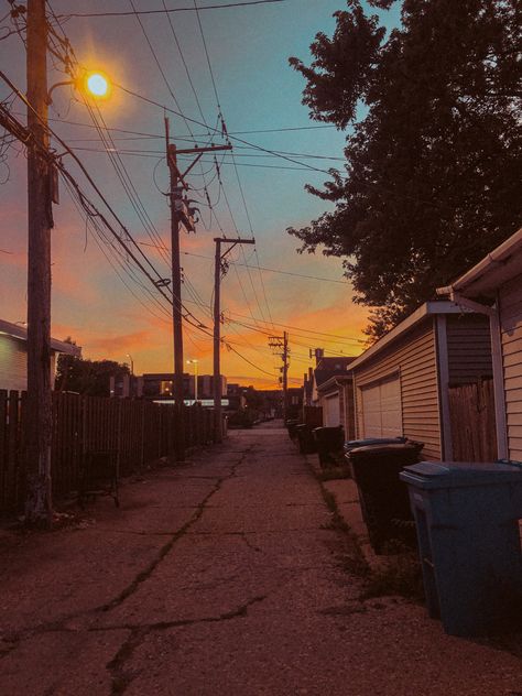 Haunted City Aesthetic, Midwest City Aesthetic, City Alleyway Aesthetic, Aesthetic Pictures Street, Summer Dusk Aesthetic, Alley Way Aesthetic, Alleyway Reference, Sunny Neighborhood, Small City Aesthetic