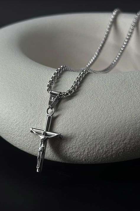 Men's Stainless Steel Box Chain Necklace with Jesus Pendant. This sturdy and stylish piece is perfect to be worn every day or saved for special occasions. The Jesus pendant adds a unique and stylish touch, making it a perfect gift for yourself or a loved one. This is more than just a piece of jewelry; it is a statement of faith, style, and durability.  #JesusPendant #StainlessSteel #BoxChain #Men'sJewelry #StylishAccessory #DurableDesign #EtsyShop Chain Necklace Men, Pendant For Men, Box Chain Necklace, Jesus Cross, Necklace Men, Mens Pendant, Jesus On The Cross, Chains For Men, Steel Jewelry