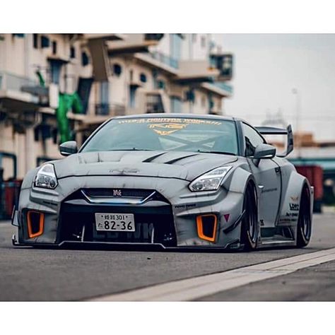 Liberty Walk Cars, To Fast To Furious, Zero Fighter, Nissan Gtr Wallpapers, Gtr Car, R35 Gtr, Tuning Cars, Nissan Gtr R35, Gtr R35