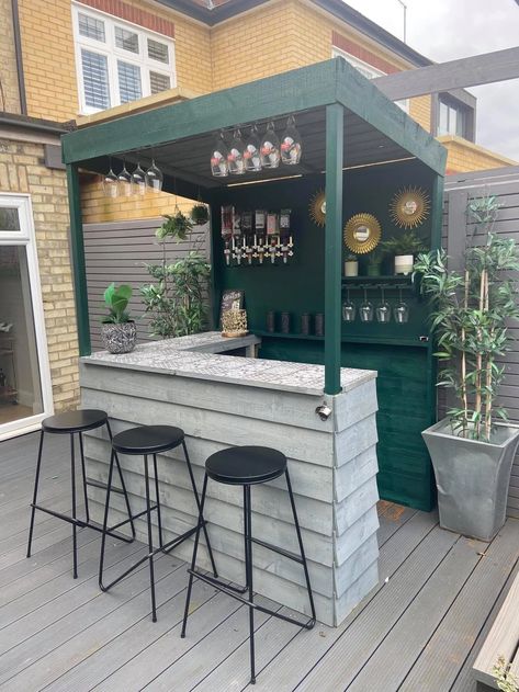 Gallery Bar Outdoor Design, Outdoor Garden Bar, Garden Bars, Terrace Bar, Design Per Patio, Diy Outdoor Bar, Bar Mini, Bar Exterior, Outside Bars