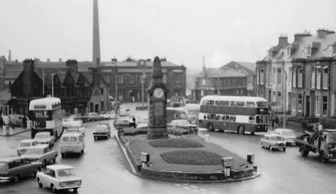 Haymarket Edinburgh, 1960s Photos, Old Town Edinburgh, Irish Images, Visit Edinburgh, Old Street, 50 Years Ago, Edinburgh Scotland, Portobello