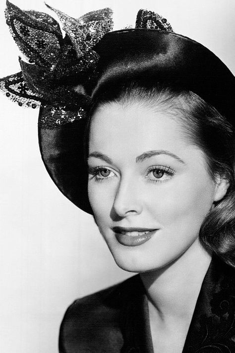 Eleanor Parker, 1940s. Eleanor Parker, Dorothy Dandridge, Vintage Hollywood Glamour, Olivia De Havilland, Jean Harlow, Classic Movie Stars, Classic Actresses, Rita Hayworth, Hollywood Icons