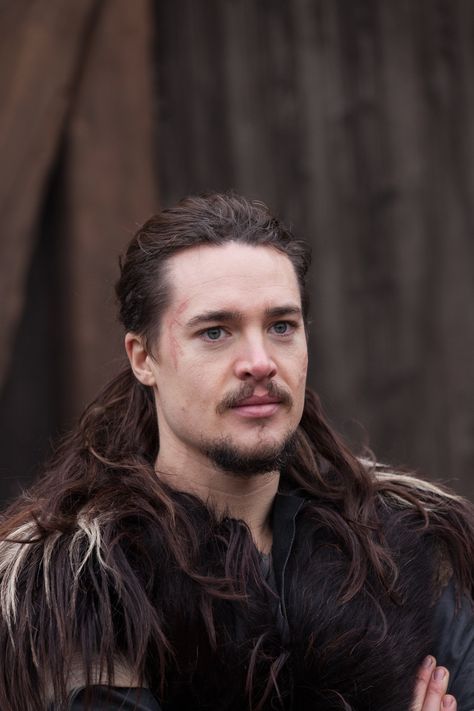 Episode #1.1 (2015) The Last Kingdom Series, Uhtred Of Bebbanburg, Alexander Dreymon, Last Kingdom, The Last Kingdom, High Fantasy, King Of Kings, Show Photos, Period Dramas