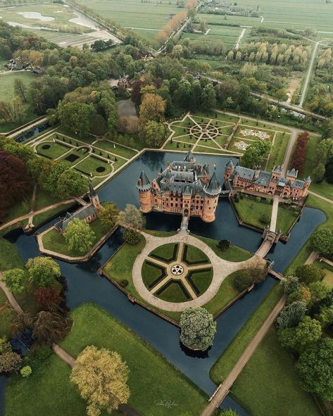 European Castles, Beautiful Castles, Bucket List Destinations, Coastal Towns, Hidden Gem, Utrecht, Abandoned Places, Aerial View, World Heritage Sites