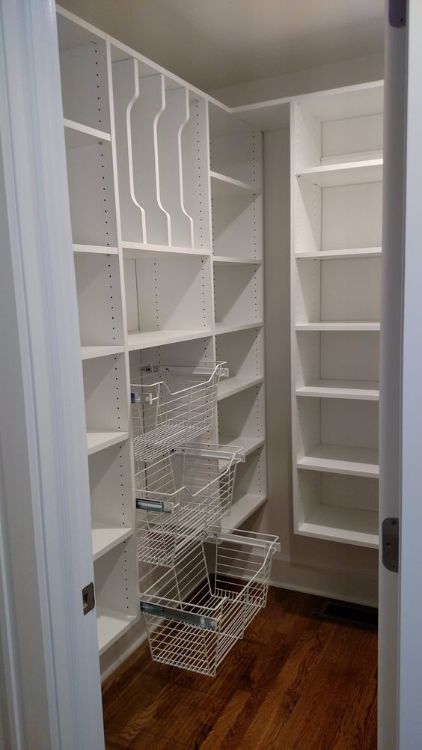 Decor Closet, Organiser Cucina, House Pantry, Pantry Laundry, Pantry Room, Pantry Organisation, Pantry Remodel, Pantry Makeover, Pantry Shelving