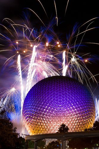 Love love love EPCOT Center!! Disney World Fireworks, Disney Fireworks, Disney Challenge, Epcot Center, Disney World Epcot, Spaceship Earth, Disney Epcot, Future World, Disney Photos