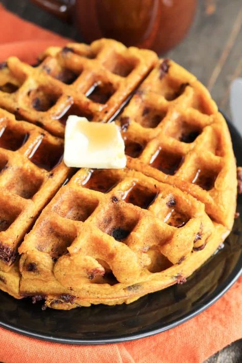 Homemade, gluten-free Pumpkin Chocolate Chip Waffles filled with pumpkin puree, pumpkin spices, and chocolate chips. Easily made dairy-free with coconut oil and dairy-free chocolate chips, these pumpkin waffles are the best, easy breakfast. Make some waffles from scratch this Fall, and make it these! Stuffed Waffles, Puree Pumpkin, Gluten Free Snickerdoodles, Chocolate Chip Waffles, Pumpkin Oatmeal Cookies, Apple Cinnamon Bread, Dairy Free Pumpkin, Waffles Easy, Gluten Free Waffles