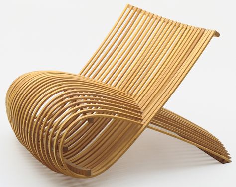 Marc Newson Wood Chair 1988 Gucci Products, Marc Newson, Modern Appartement, Chair Wood, Funky Furniture, Furniture Maker, Take A Seat, Cool Chairs, Wooden Chair