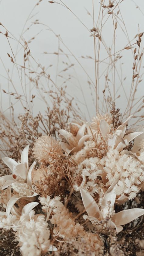 Neutral Aesthetic Phone Wallpaper, Aesthetic Wallpaper Iphone Neutral, Vintage Neutral Aesthetic, Neutral Floral Wallpaper Iphone, Boho Iphone Wallpaper Aesthetic, Boho Floral Wallpaper Iphone, Neutral Apple Watch Wallpaper, Tan Wallpaper Iphone, Neutral Boho Phone Wallpaper