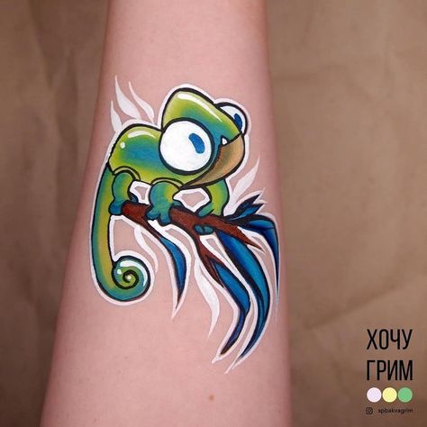 Face Paintings, Face Face, Facepaint, Body Painting, Face Painting, Reptiles, Face And Body, Painting Ideas, Face Paint