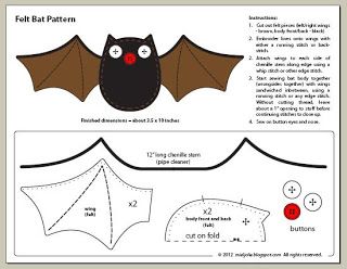 All Things Crafty: Free Felt Bat Pattern for Halloween Felt Bat, Halloween Felt Crafts, Moldes Halloween, Felt Templates, Halloween Journal, Halloween Arts And Crafts, Fall Stuff, Bat Pattern, Adornos Halloween