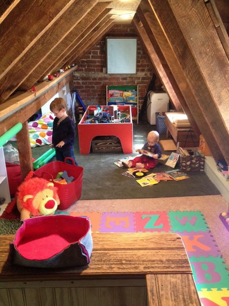 Space Playroom, Attic Nook, Loft Playroom, Attic Organization, Attic Staircase, Cozy Attic, Renovation Exterior, Attic Renovation Ideas, Finished Attic