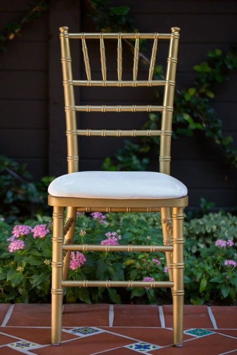 Chiavari Chair Rentals of Dallas - Chiavari Chair Rentals of Dallas Chiavari Chairs Wedding, Silver Chiavari Chairs, Gold Chiavari Chairs, Small Backyard Wedding, Chair Rentals, Ghost Chairs, Dream Wedding Decorations, Crossback Chairs, Wedding Chair