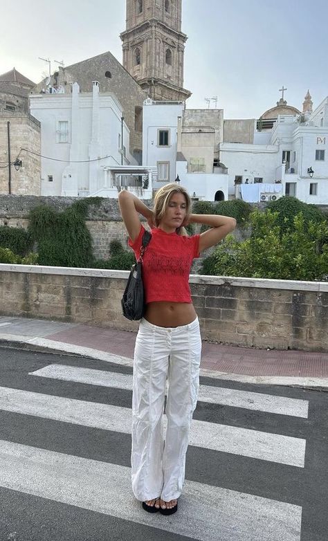 Spain Outfit, European Summer Outfits, Europe Outfits, Outfit Inspo Summer, Italy Outfits, Neue Outfits, Mode Inspo, Looks Style, Mode Inspiration