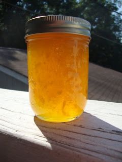 Vanilla Peach Jam, Burbon Chicken, Rachel Saunders, Peach Jam Recipe, Lemon Marmalade, Marmalade Recipe, Canning Jam, Peach Jam, Devils Food