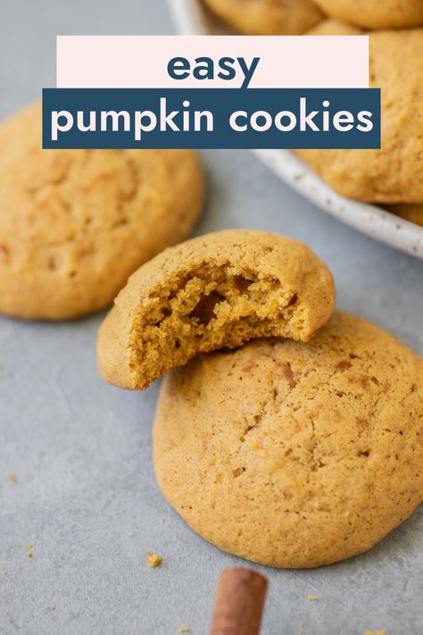 These Easy Pumpkin Cookies are the perfect fall treat! A delicious pumpkin spice cookie recipe that is light, fluffy and so easy to make! Easy Pumpkin Cookies Simple, Quick And Easy Pumpkin Dessert, Cheesecake Caramel Apple, Unique Fall Desserts, Easy Pumpkin Dessert Recipes, Cookie Dough Oatmeal, Recipes With Chocolate Chips, Cookies St Patricks Day, Easy Pumpkin Cookies