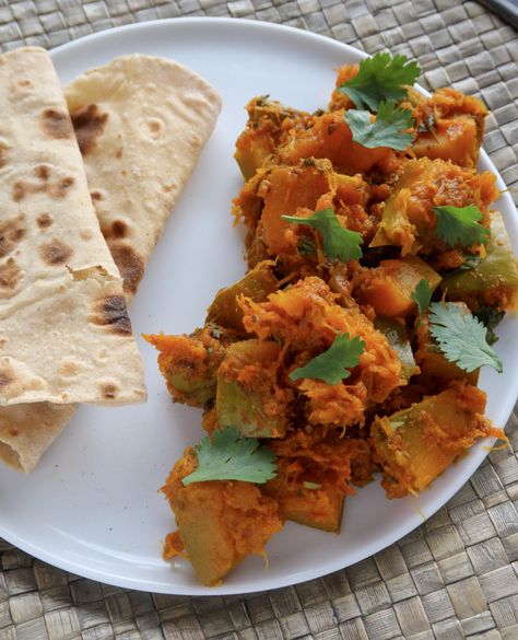 Easy to make Kaddu ki Sabzi: Amritsari Pumpkin Recipe Kaddu Sabzi, Indian Pumpkin Recipes, Pumpkin Whole, Indian Flatbread, Whole Spices, Savory Pumpkin Recipes, Pumpkin Dishes, Pumpkin Recipe, Toasted Pumpkin Seeds