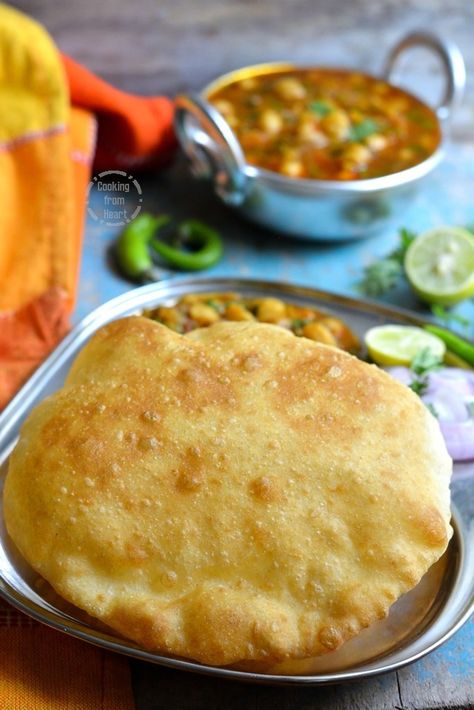 Bhature Indian Fry Bread, Spicy Chickpeas, Indian Bread Recipes, Chole Bhature, Fried Bread, Indian Street Food Recipes, Deep Fried Food, Bread Breakfast, Indian Bread