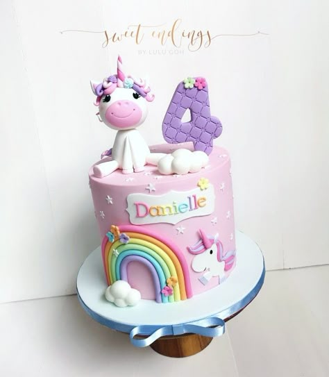 Fondant Unicorn Cake Toppers, Birthday Cake Clip Art, Birth Cakes, Lego Birthday Cake, Rainbows And Unicorns, 5th Birthday Cake, Little Pony Cake, Mini Torte, Bolo Minnie