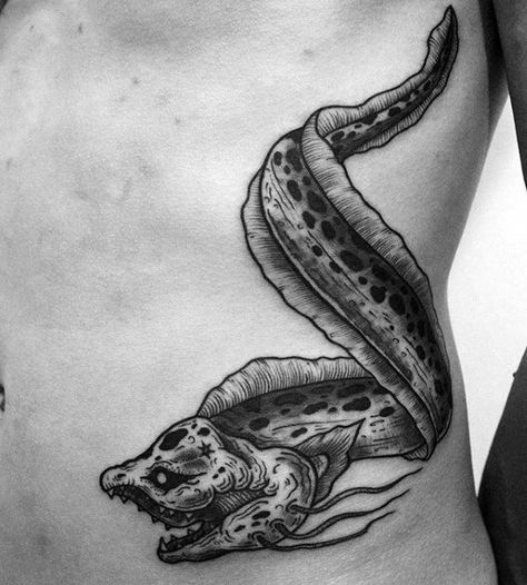 Rib Cage Side Of Body Eel Male Tattoos Moray Eel Tattoo, Eel Tattoo, Ocean Theme Tattoos, Tattoo Perna, Jellyfish Photography, Tattoos Pictures, Watercolor Jellyfish, Jellyfish Painting, Jellyfish Drawing