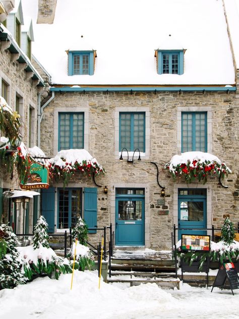 Christmas in Quebec: The Next Best Thing to Europe Old Quebec City Christmas, Quebec Christmas, Quebec City Christmas, Christmas In Canada, Quebec City Winter, Old Quebec City, Canadian Christmas, Canada Christmas, Architecture Classic