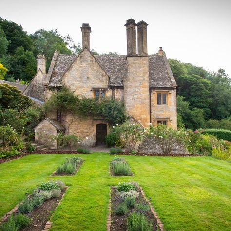 A 17th-century house in a hilltop Cotswold hamlet, remodelled in exquisite Arts & Crafts style | House & Garden Cotswold House, 17th Century House, Old Manor, Arts And Crafts House, Arts Crafts Style, House Garden, Manor House, 17th Century, Doors Interior