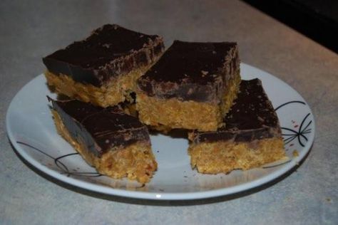 No-Bake Chocolate, Peanut Butter, Corn Flake Bars Recipe - Food.com - 241181 Corn Flake Bars, Aero Bars, Aero Chocolate, 5 Star Bars, Butter Corn, Corn Flake, Xmas Baking, Bars And Squares, Buttered Corn